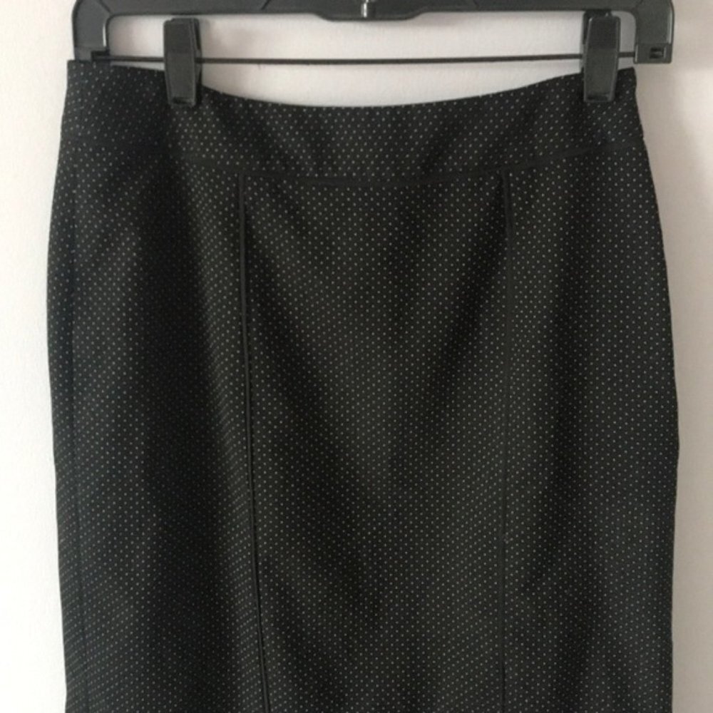 White House Black Market Skirt